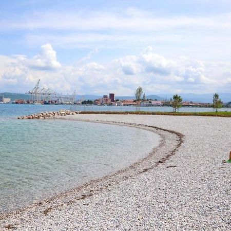 Aegida Beachfront Apartment Koper városi község Kültér fotó